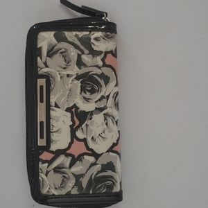 Nine West wallet